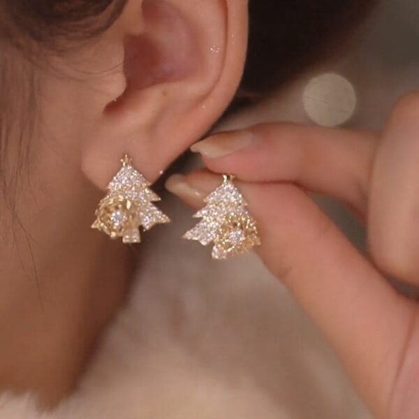 GUDDIES Christmas Tree Earrings - Image 6